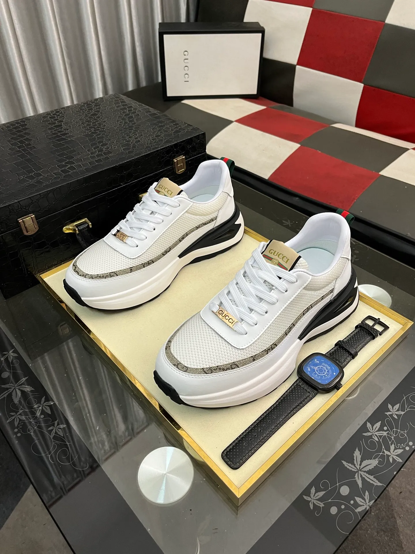 Men's Men's Shoes 💰458 ⌚️⌚️[GUCCI] Gucci men's casual shoes are absolutely popular 🔥The ultimate matching item for trendy men! The charm of super texture is irresistible, the main recommendation, the flower leather color is bright! The upper is made of high-quality brand printed fabric with cowhide, breathable leather lining and wear-resistant rubber sole, noble and elegant! Extremely comfortable🎁🎁You can be as handsome as you want💪 38-443️⃣colors available